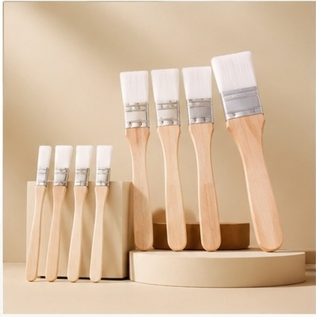 Brush Bristle Set - 18-częściowy zestaw pędzli do farb z
