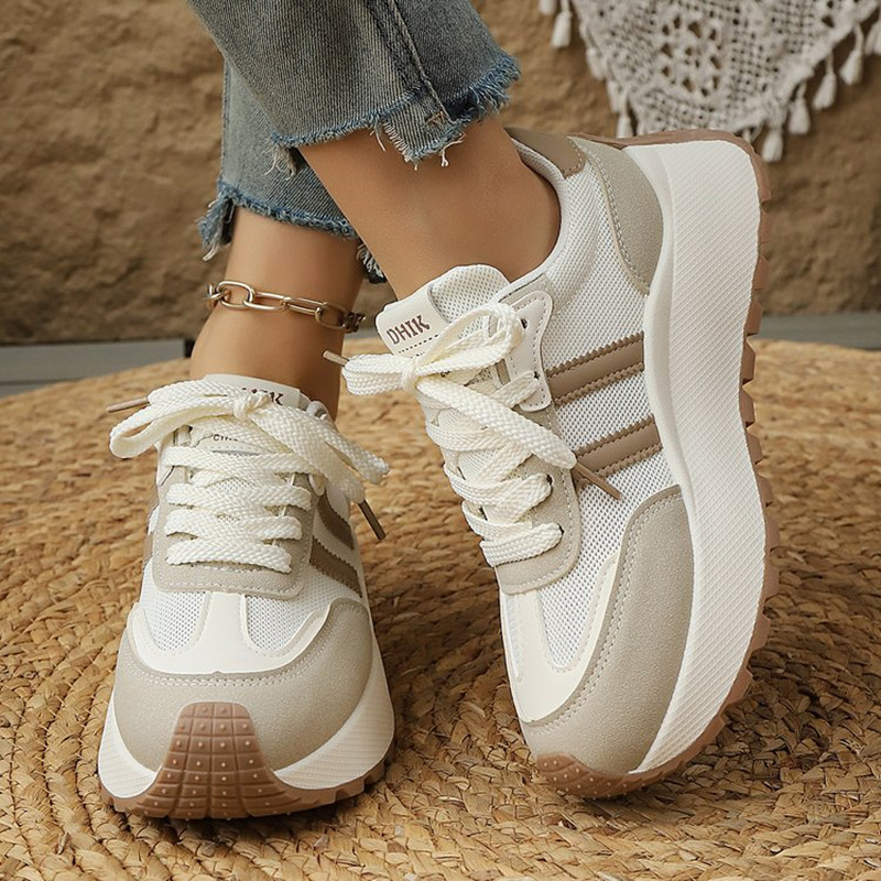 Modne, oddychające, sportowe,  – White Sneaker Care Kit recenzja i cena
